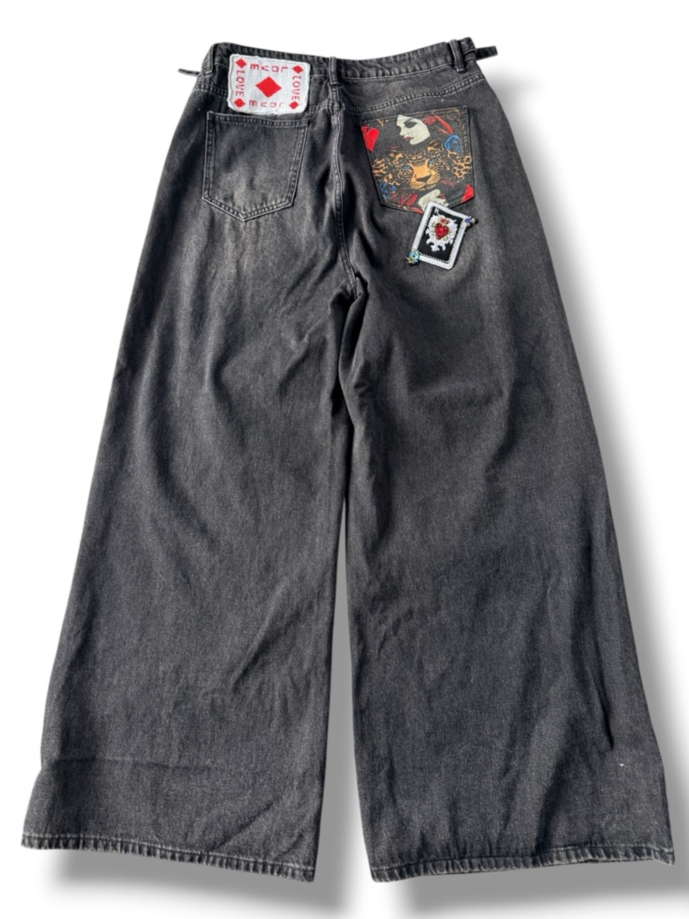 Akira RARE Queen Of Hearts Printed & Embellished Denim Jeans Pants Size 33/17 - Picture 7 of 15
